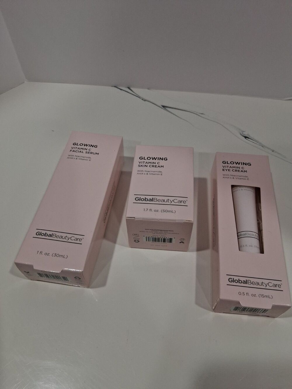 Global Beauty Care Glowing 3 Piece Set HB2